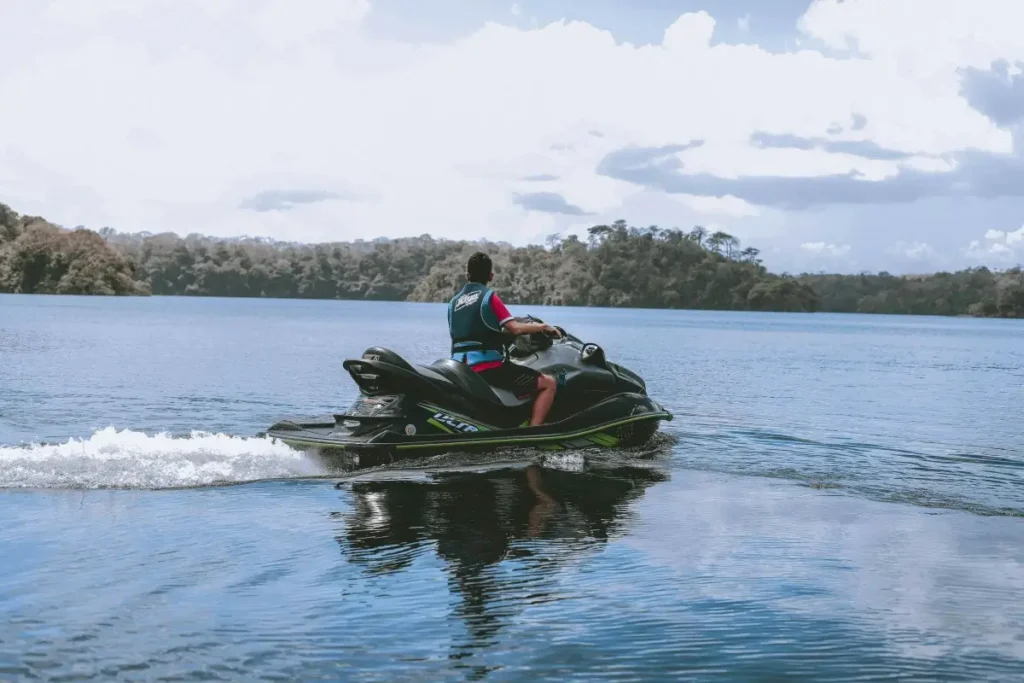 compra de motos de agua de ocasion en port ginesta 3